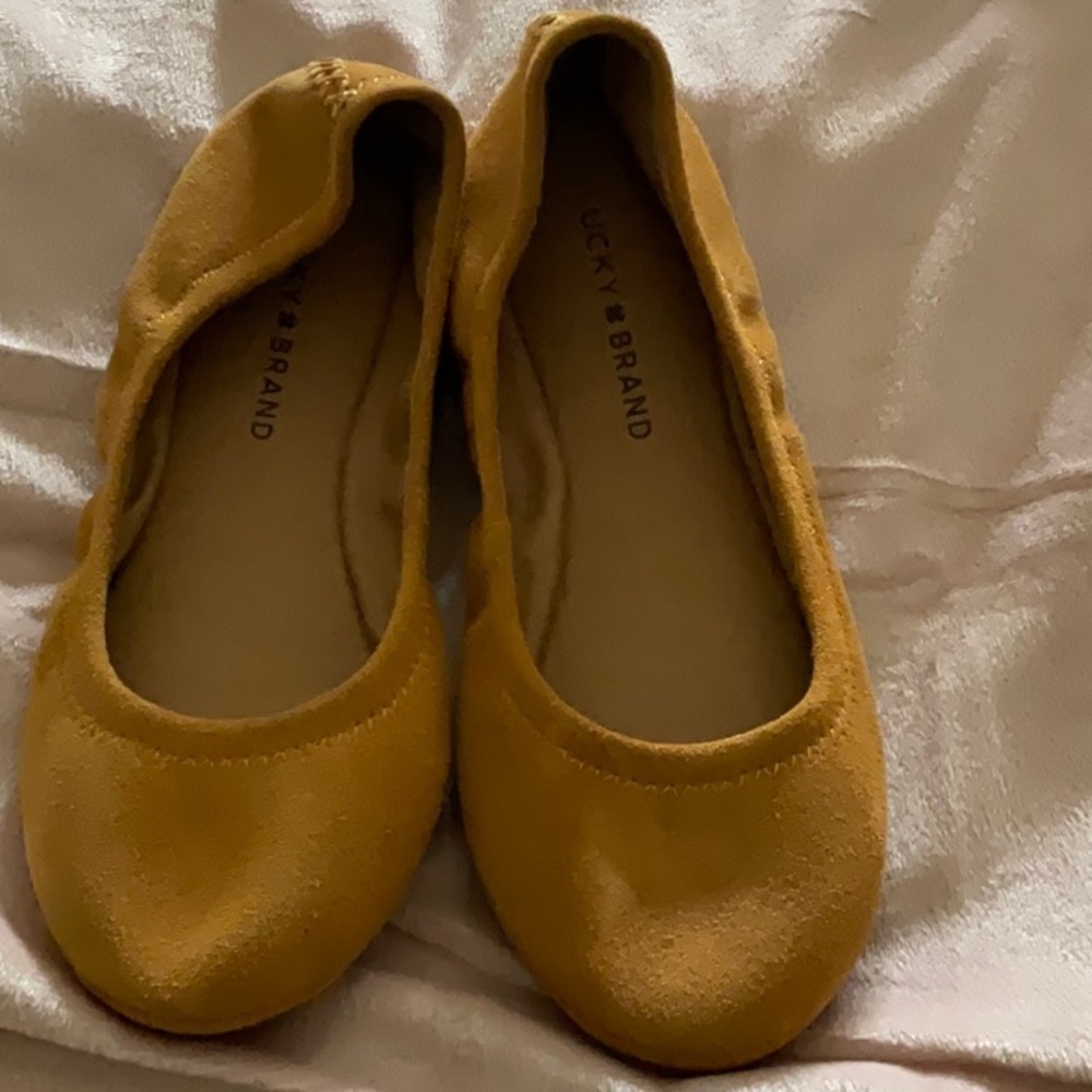 Lucky Brand Mustard Yellow Suede Ballet Flats - Size 6.5M - Picture 4 of 9